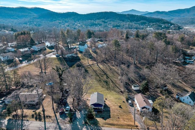 5424 Crescent BLVD, Roanoke, VA 24018