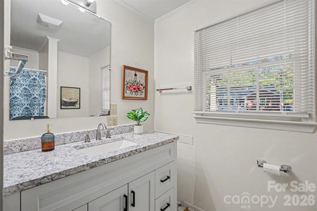 308 N Carpenter Street, Kings Mountain, NC 28086