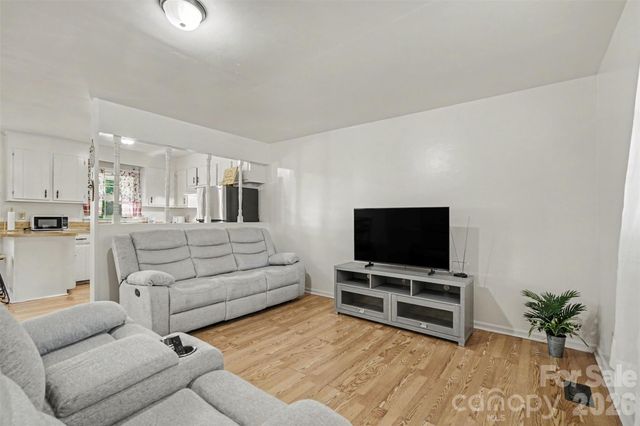308 N Carpenter Street, Kings Mountain, NC 28086