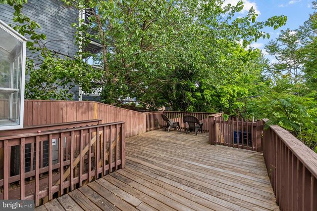 534 IRVING ST NW, Washington, DC 20010
