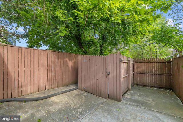 534 IRVING ST NW, Washington, DC 20010