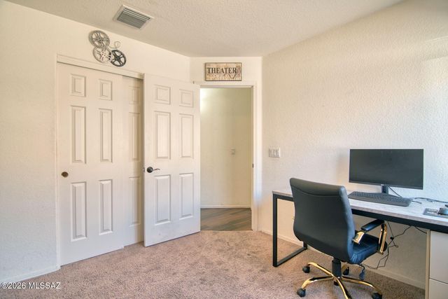 2360 W Golden Hills Road, Tucson, AZ 85745