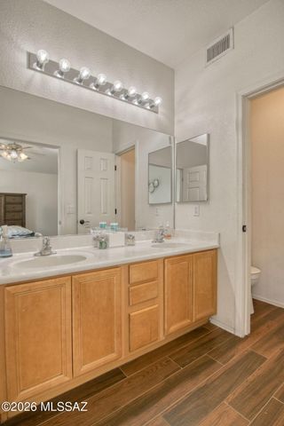 2360 W Golden Hills Road, Tucson, AZ 85745