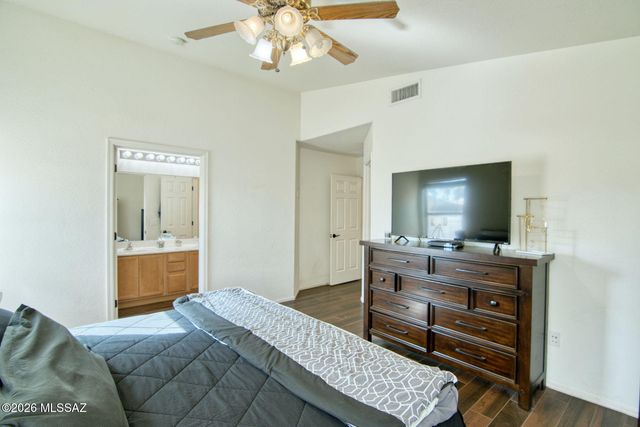 2360 W Golden Hills Road, Tucson, AZ 85745