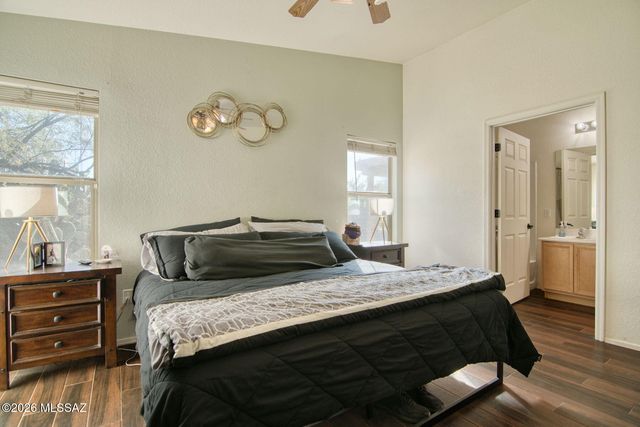 2360 W Golden Hills Road, Tucson, AZ 85745