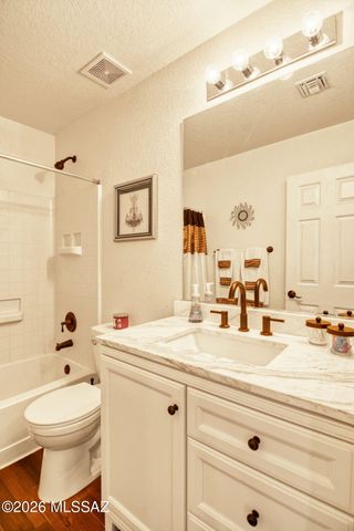 2360 W Golden Hills Road, Tucson, AZ 85745