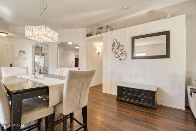 2360 W Golden Hills Road, Tucson, AZ 85745