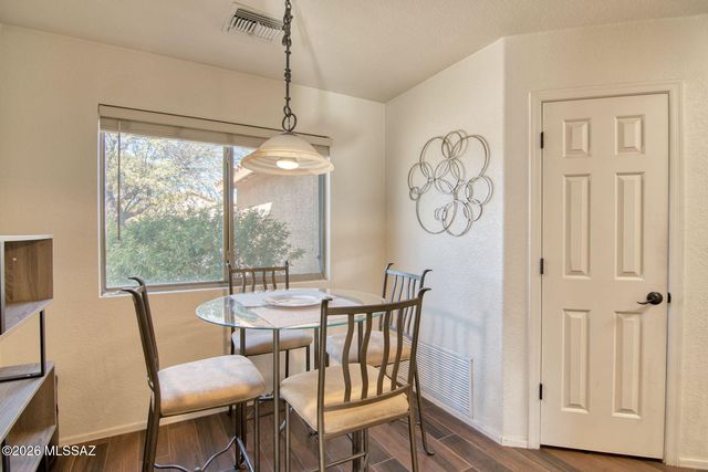 2360 W Golden Hills Road, Tucson, AZ 85745