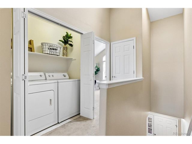 8391 Stonybridge Cir, Highlands Ranch, CO 80126