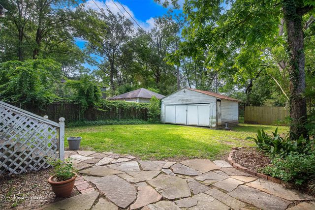935 Elmwood Street, Shreveport, LA 71104