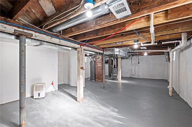 2310 Delavan Avenue, Kansas City, KS 66104