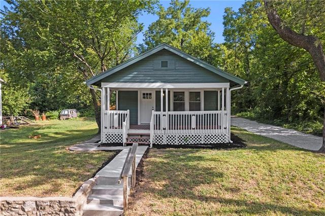 2310 Delavan Avenue, Kansas City, KS 66104