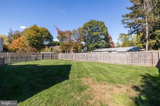 531 COVINGTON TER, Moorestown, NJ 08057