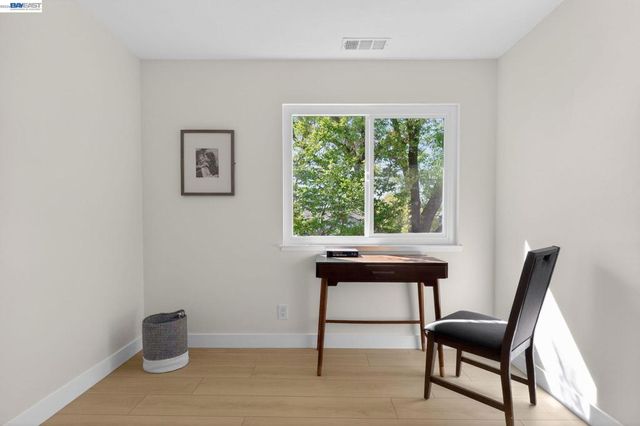 3825 Brockton Dr, Pleasanton, CA 94588