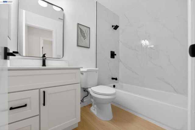 3825 Brockton Dr, Pleasanton, CA 94588