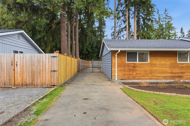 4403 106th Place NE, Marysville, WA 98271