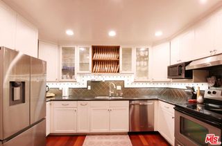 603 S Prospect Avenue 301, Redondo Beach, CA 90277