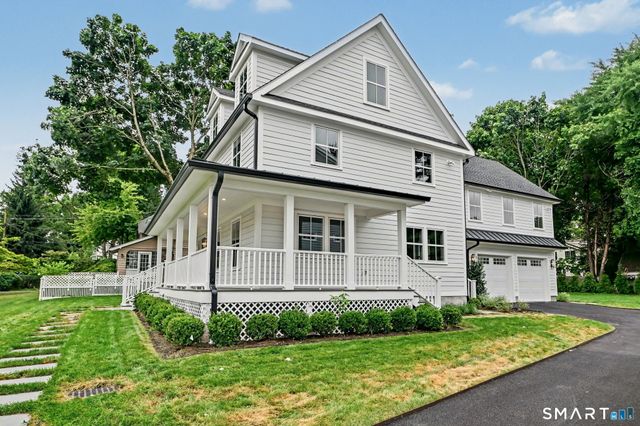 4 Sachem Lane, Greenwich, CT 06830
