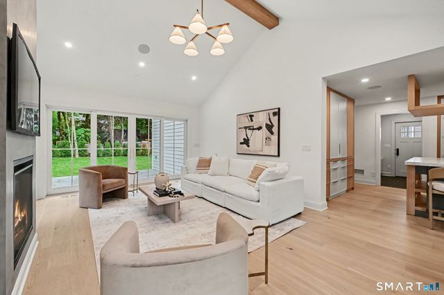 4 Sachem Lane, Greenwich, CT 06830