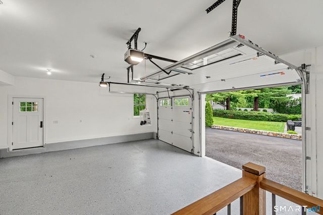 4 Sachem Lane, Greenwich, CT 06830