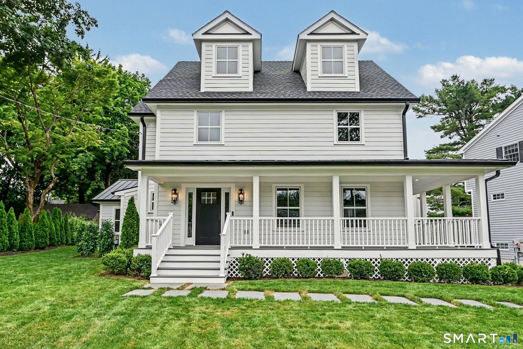 4 Sachem Lane, Greenwich, CT 06830