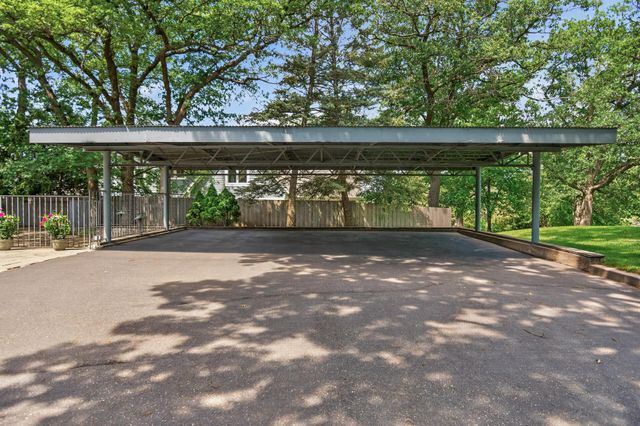 40 Dellwood Avenue, Dellwood, MN 55110