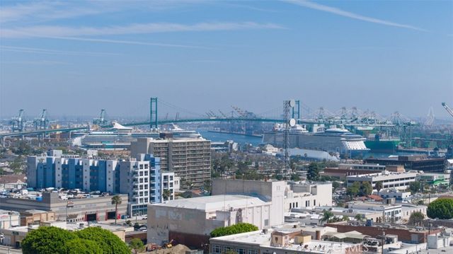 570 W 8th, San Pedro, CA 90731