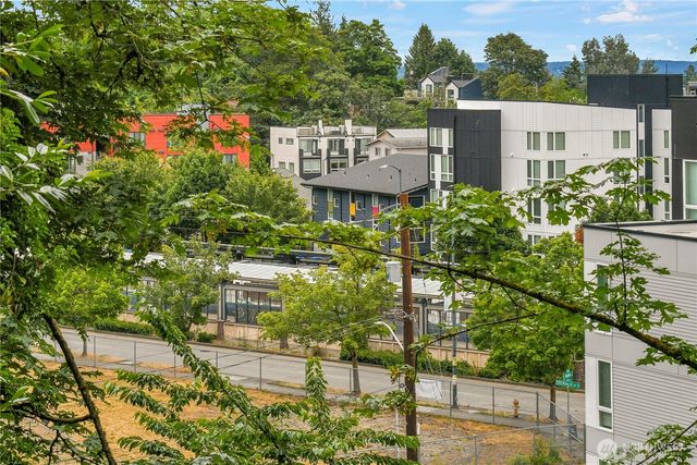 3016 S Edmunds Street, Seattle, WA 98108