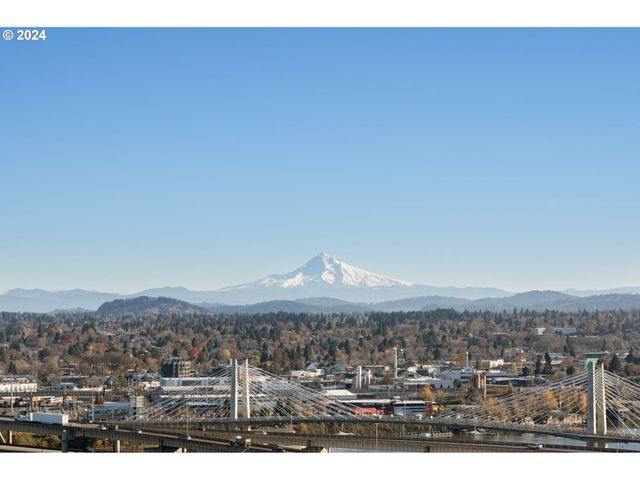 2221 Sw 1ST Ave 1622, Portland, OR 97201