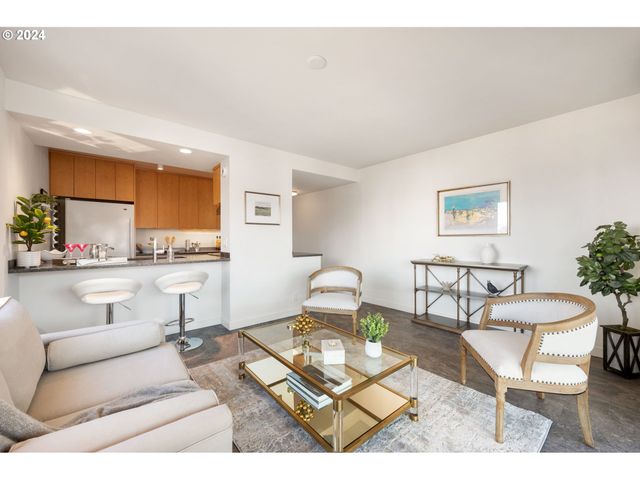 2221 Sw 1ST Ave 1622, Portland, OR 97201