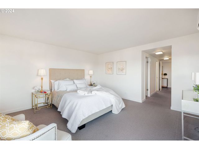 2221 Sw 1ST Ave 1622, Portland, OR 97201