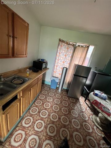 6044 Vancourt Street, Detroit, MI 48210
