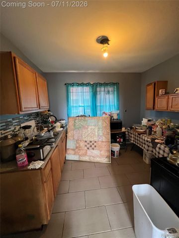 6044 Vancourt Street, Detroit, MI 48210