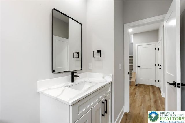 1330 Lincoln Street, North Catasauqua Bor, PA 18032