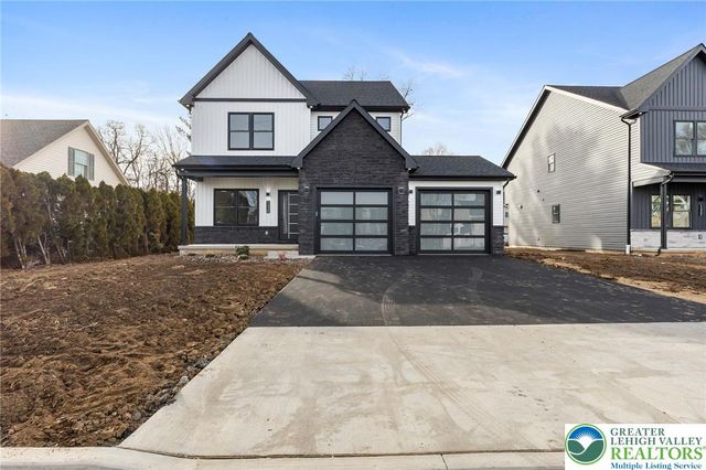 1330 Lincoln Street, North Catasauqua Bor, PA 18032