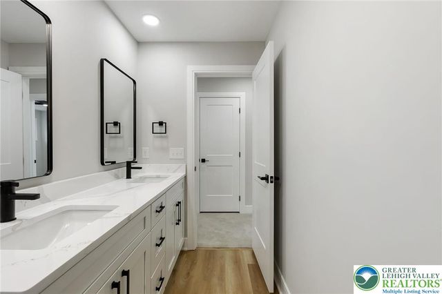 1330 Lincoln Street, North Catasauqua Bor, PA 18032