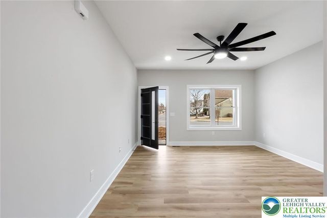 1330 Lincoln Street, North Catasauqua Bor, PA 18032