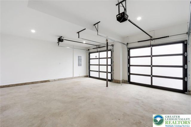 1330 Lincoln Street, North Catasauqua Bor, PA 18032