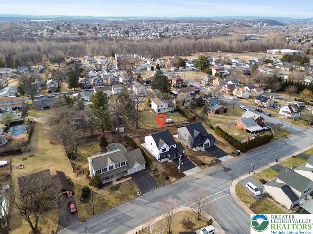 1330 Lincoln Street, North Catasauqua Bor, PA 18032