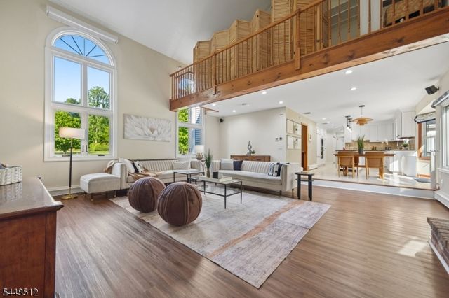 9 Revere Ct, Randolph Twp., NJ 07869
