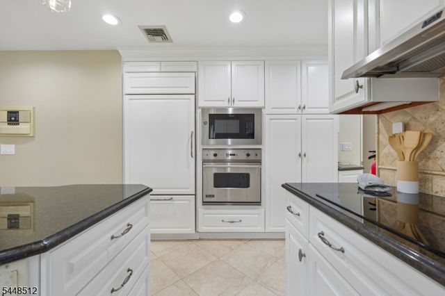 9 Revere Ct, Randolph Twp., NJ 07869