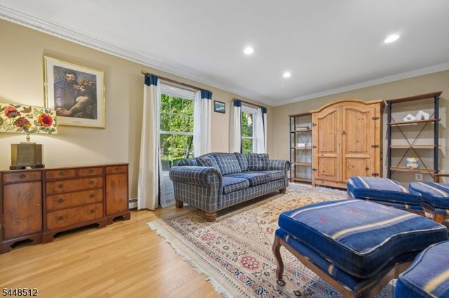 9 Revere Ct, Randolph Twp., NJ 07869