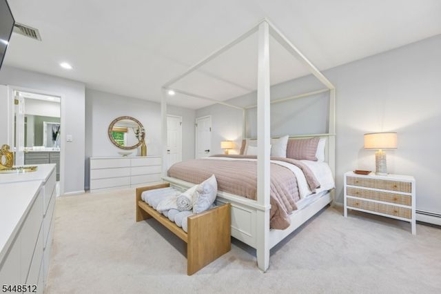 9 Revere Ct, Randolph Twp., NJ 07869