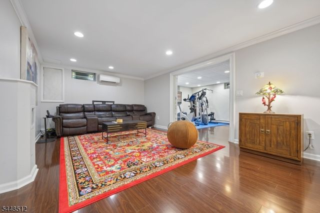 9 Revere Ct, Randolph Twp., NJ 07869