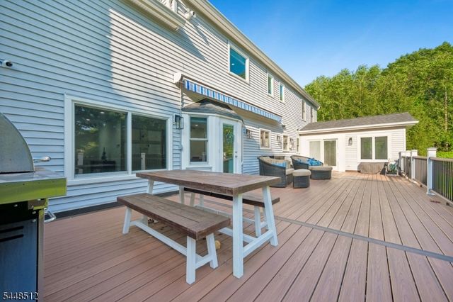 9 Revere Ct, Randolph Twp., NJ 07869