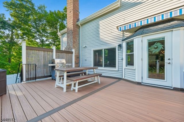 9 Revere Ct, Randolph Twp., NJ 07869