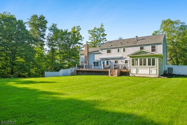 9 Revere Ct, Randolph Twp., NJ 07869
