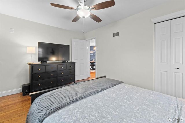 9401 Sophine Lane, St Louis, MO 63123