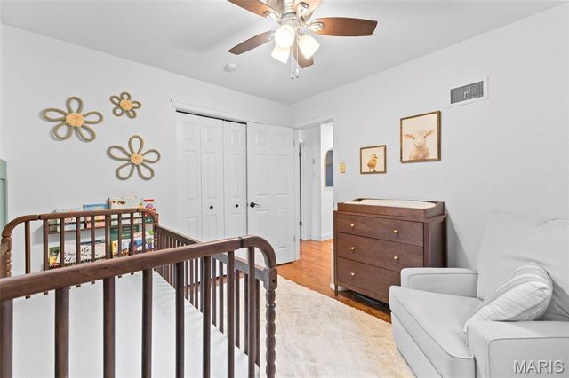9401 Sophine Lane, St Louis, MO 63123