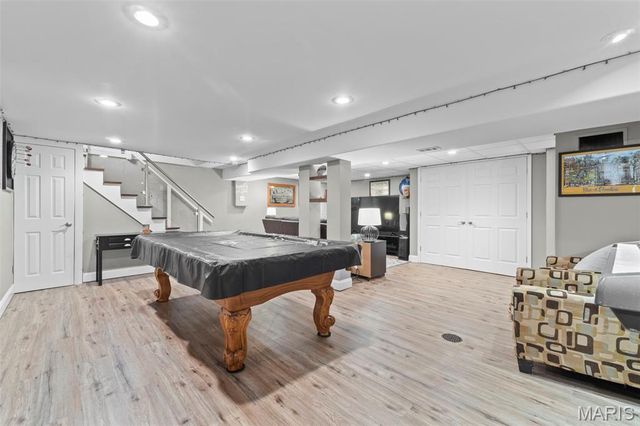 9401 Sophine Lane, St Louis, MO 63123